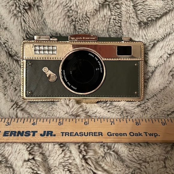 Kate Spade iPhone 6/7 camera look phone case! Super adorable! Brand new. - Picture 2 of 6